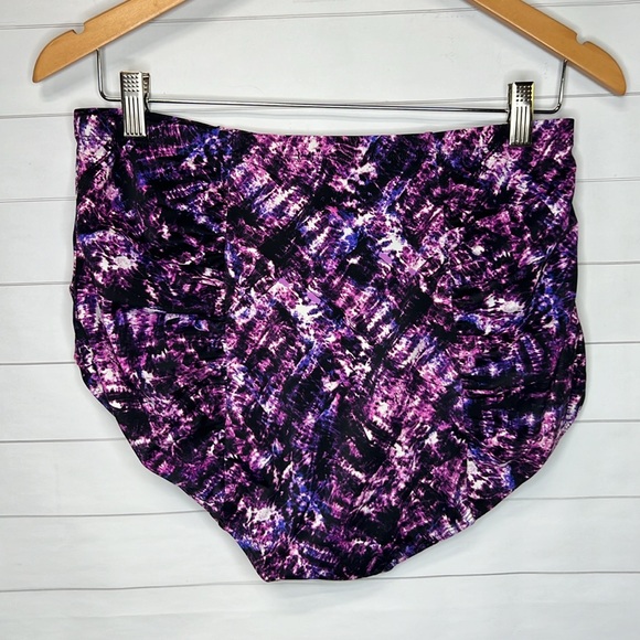 Torrid - High Waisted Ruched Swim Bottoms - Size 0 - Picture 3 of 5